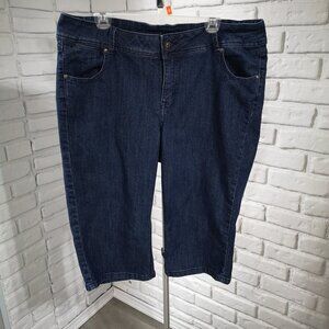 George Plus Ladies Size 18W Dark Wash Blue Jean Capri's